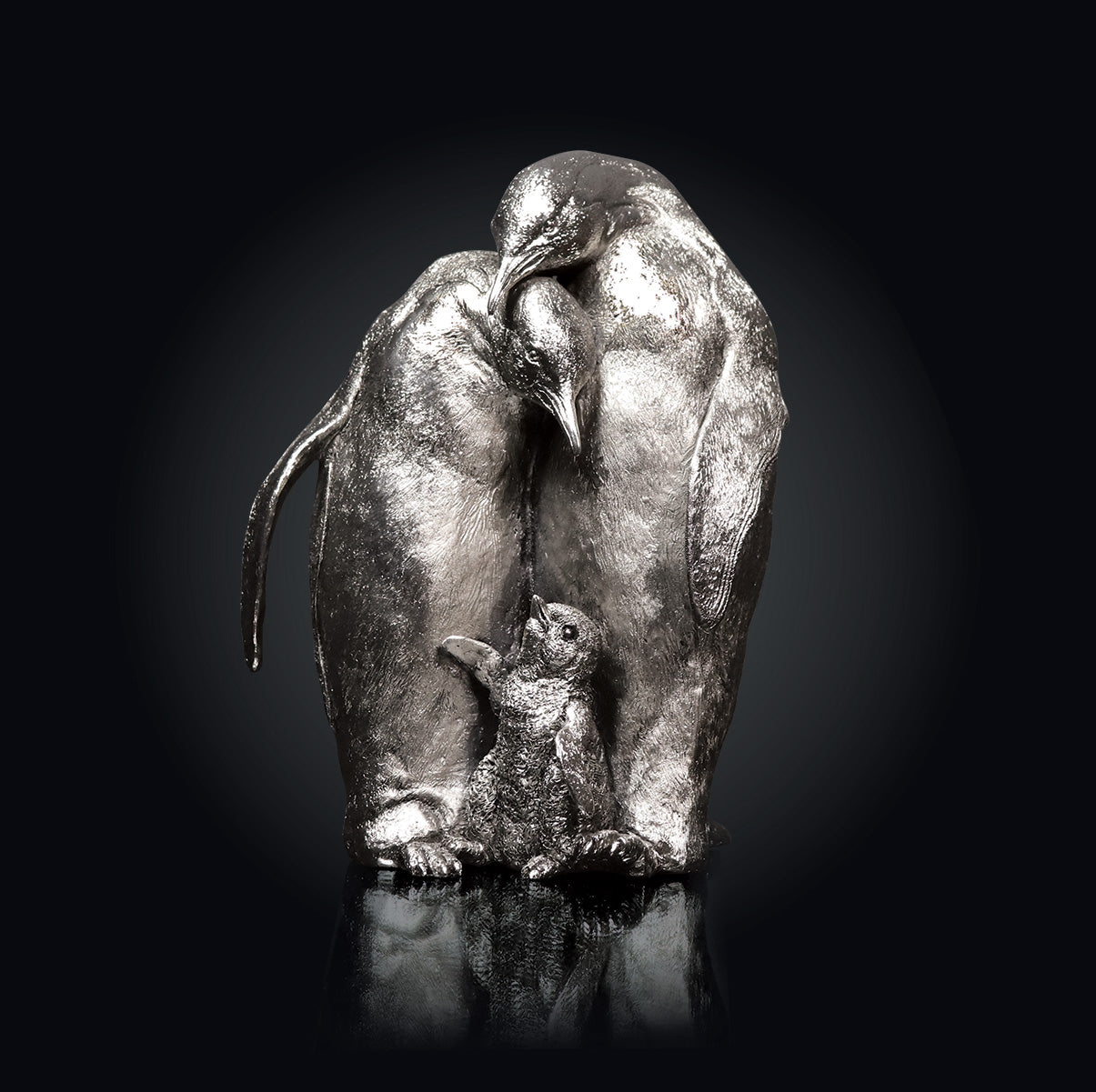 Penguin Family (323NP)