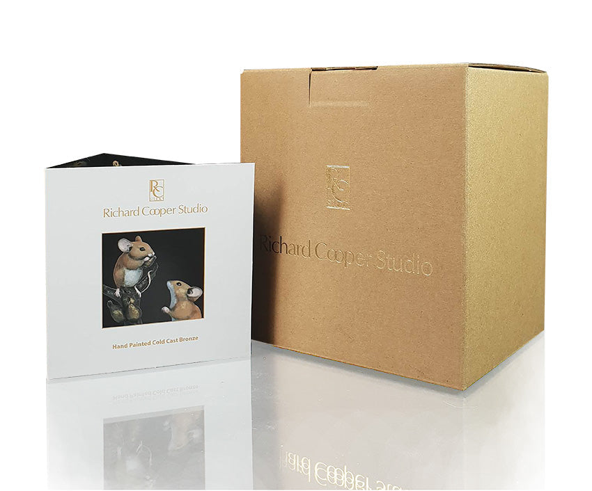 Artist's Little Helper (263BR)