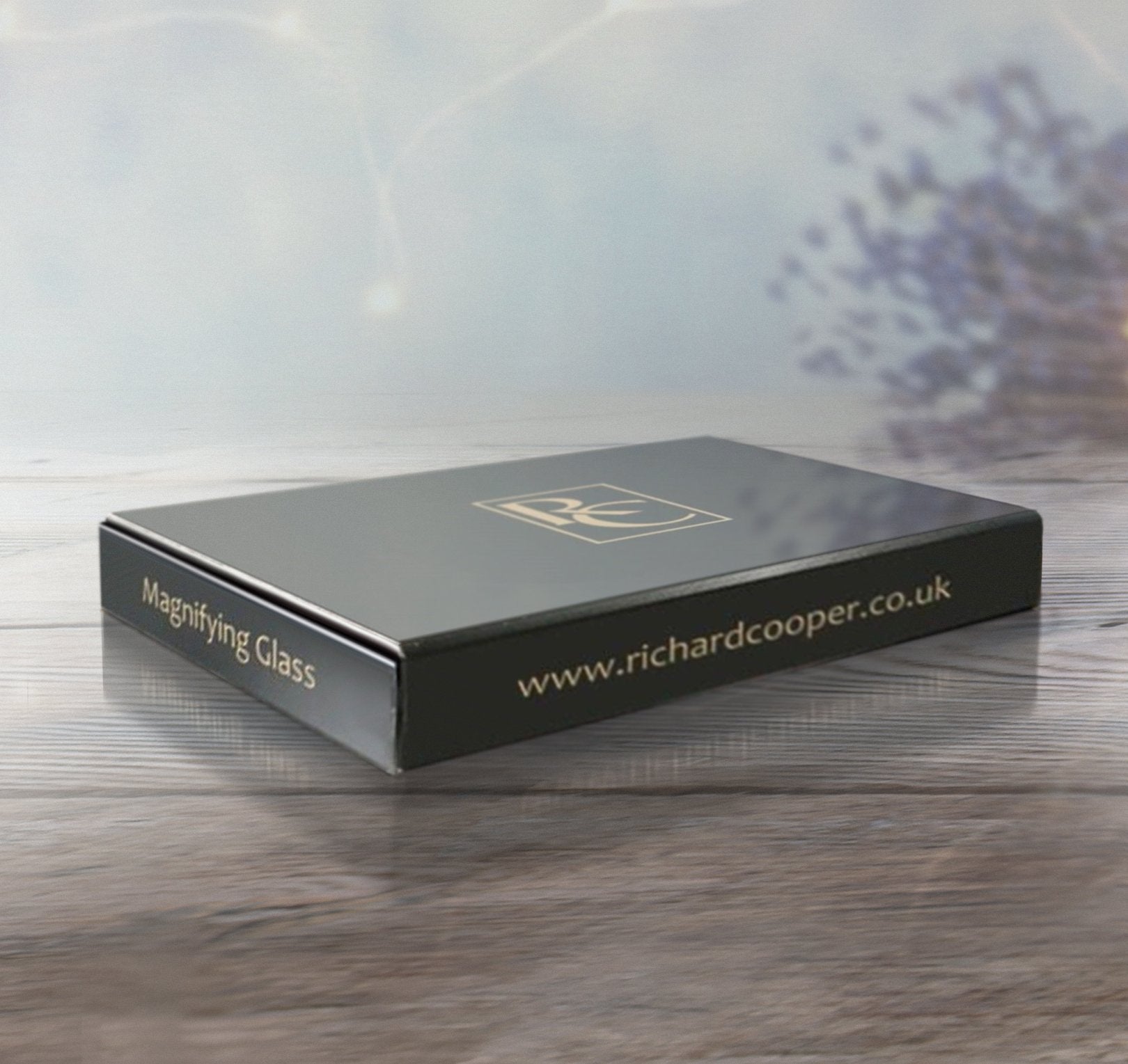 Butler & Peach - Christmas Trio (2088/2089/2090) (free magnifying glass 1142)