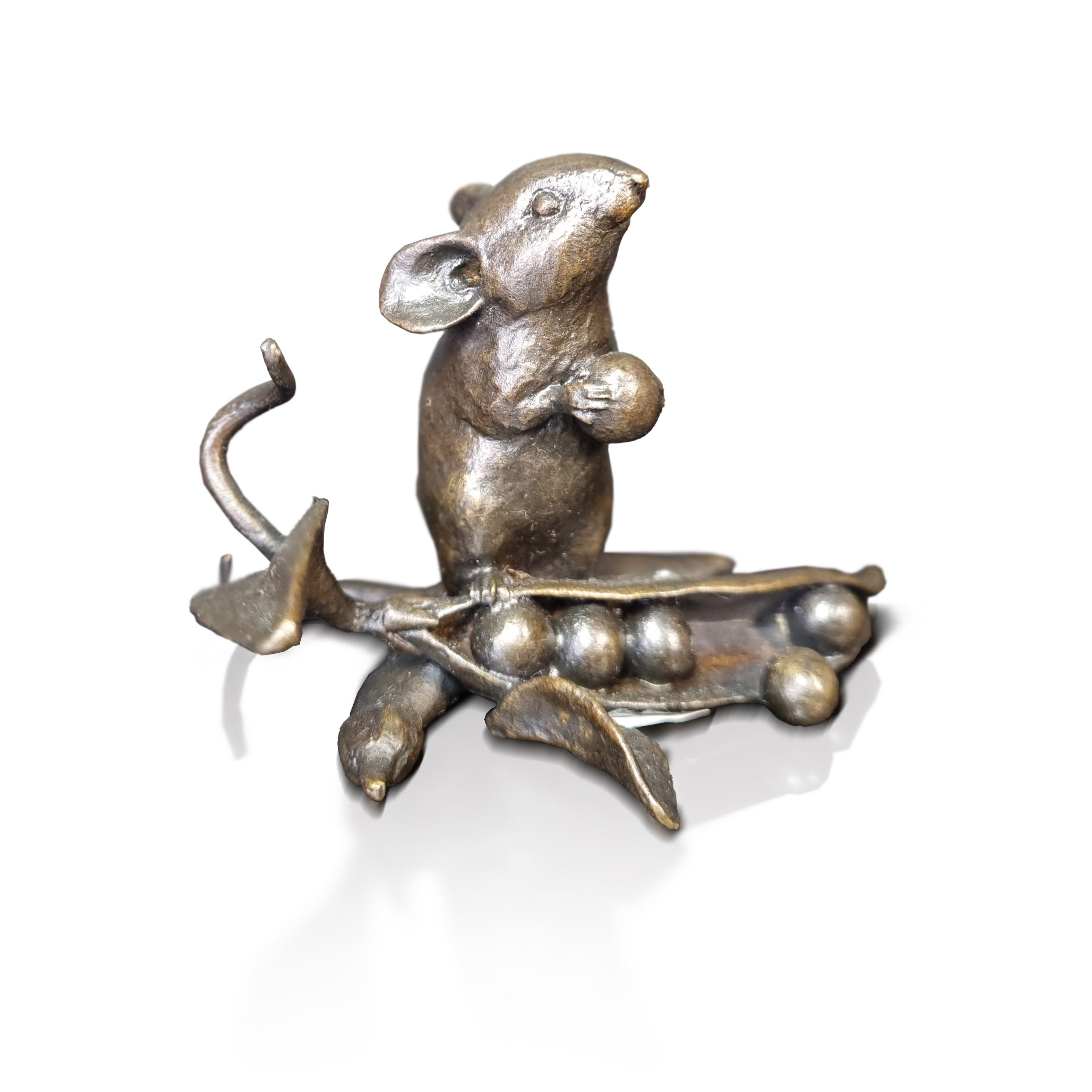 Mouse with Pea Pod (1176)