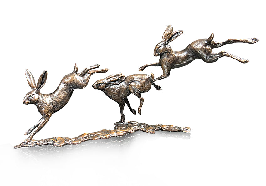 Small Hares Playing (1259)