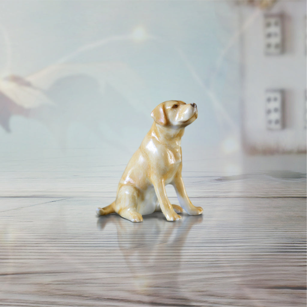 hand painted bone china yellow labrador dog sitting gift figurine